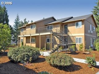 Property Photo:  1906 NW 143rd - 14 Ave 14  OR 97229 