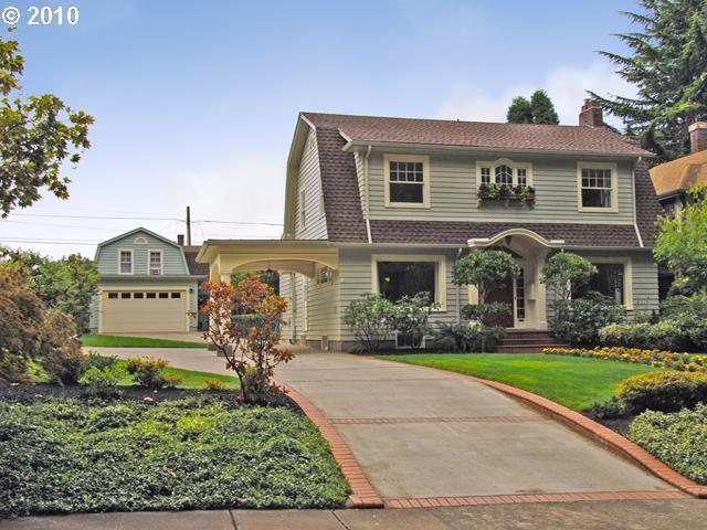 Property Photo: 3616 SE Oak St OR 97214