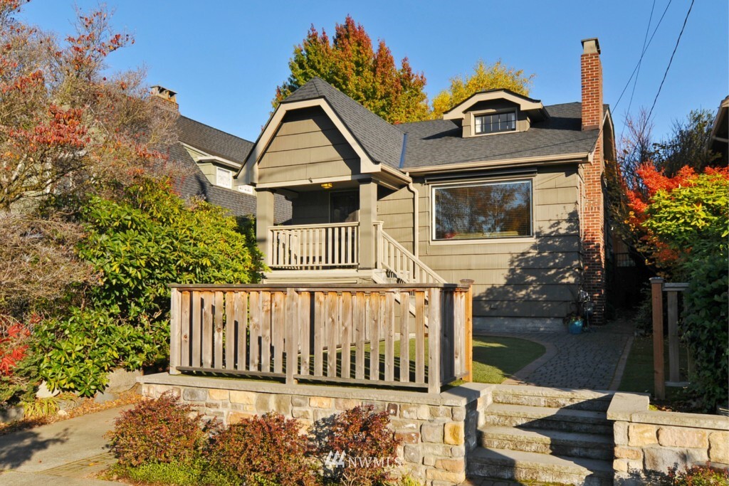 Property Photo: 7714 14th Avenue NE WA 98115