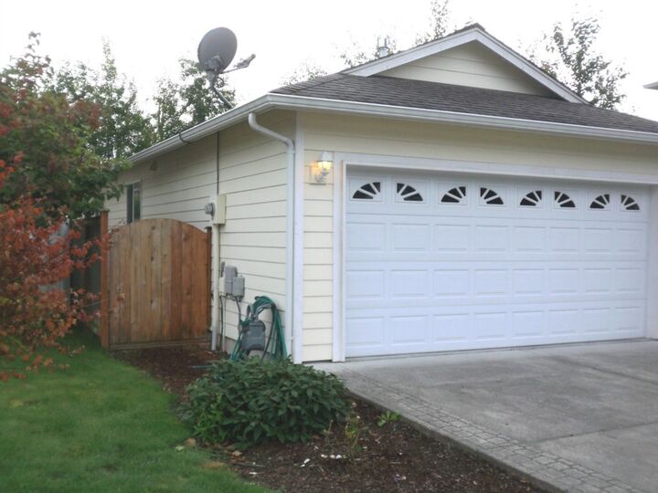 Property Photo:  4016 Glengary Rd  WA 98226 