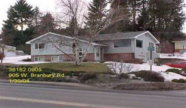 Property Photo:  905 W Banbury  WA 99208 