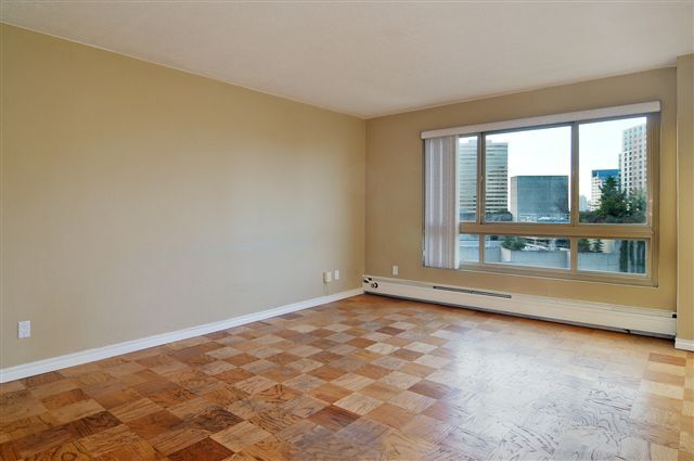 Property Photo: 1400 Hubbell Place 1309 WA 98101