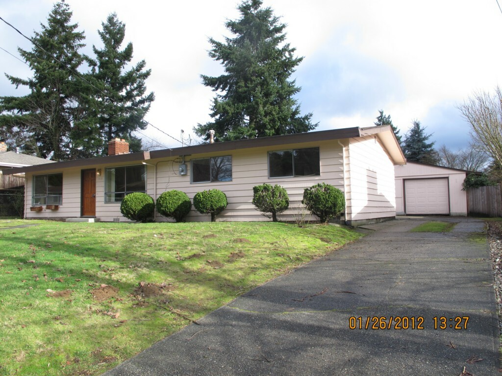Property Photo: 1408 Blaine Ave NE WA 98056