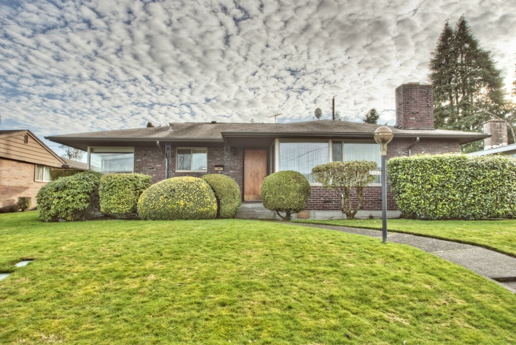 Property Photo: 6422 Five Views Rd WA 98407