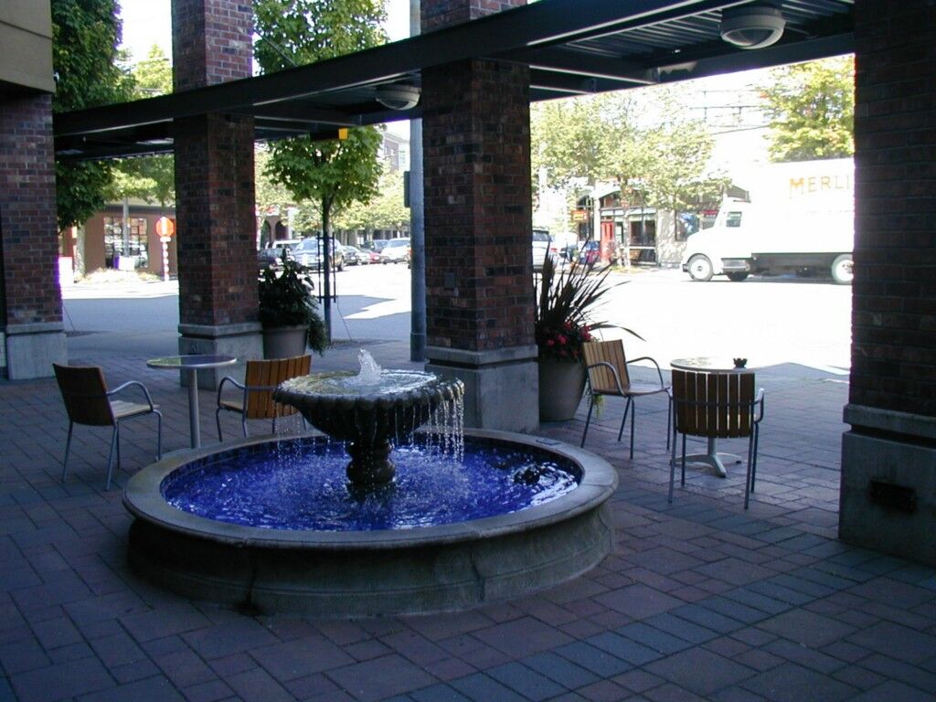 Property Photo:  1417 Queen Anne  Avenue N 207  WA 98109 