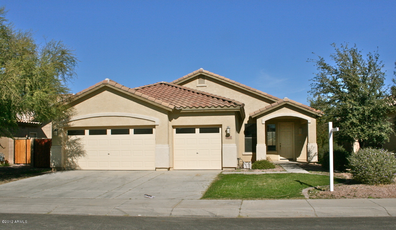 Property Photo:  3034 E Sparrow Place  AZ 85286 