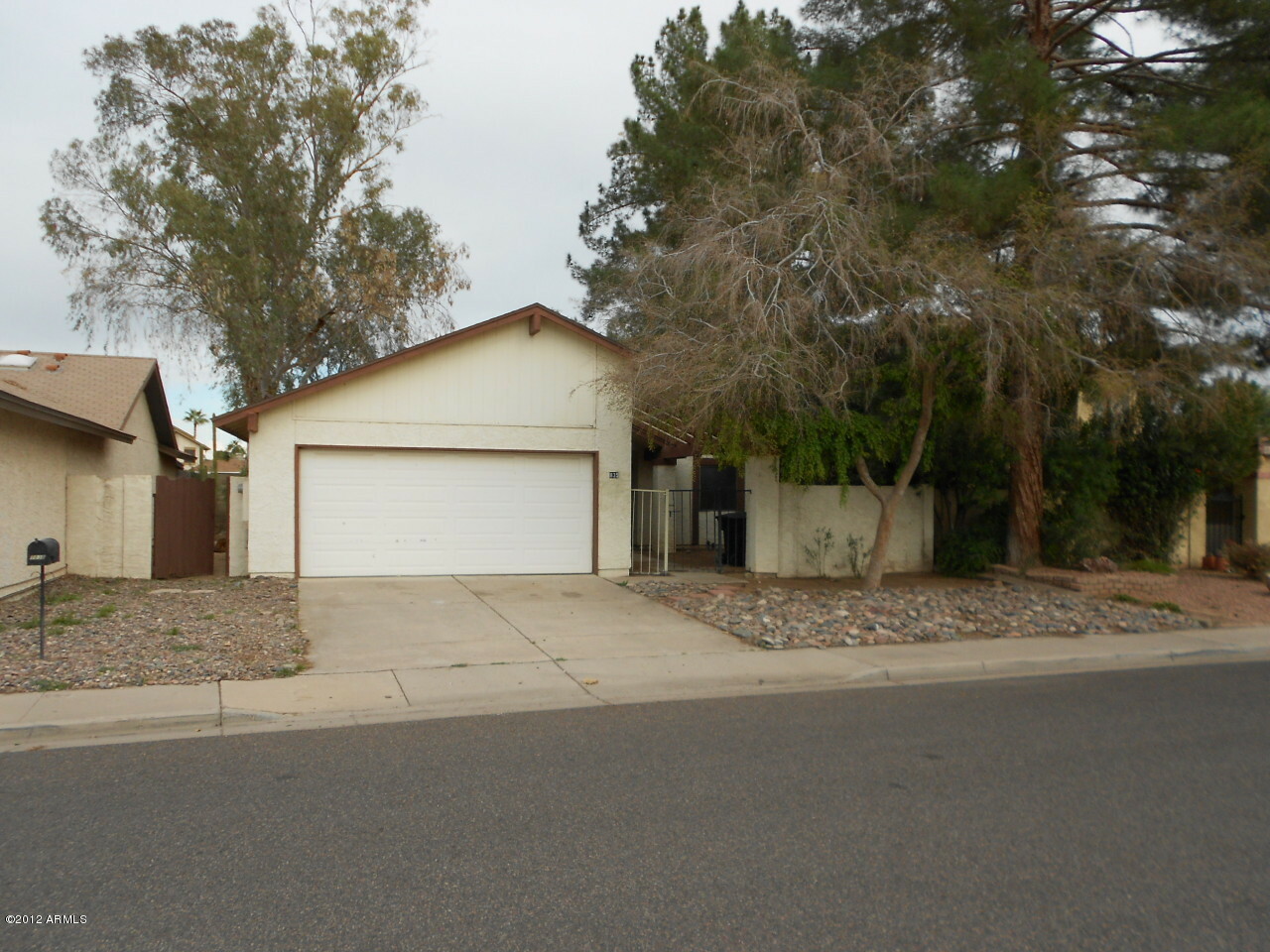 Property Photo:  1835 S Yucca --  AZ 85202 