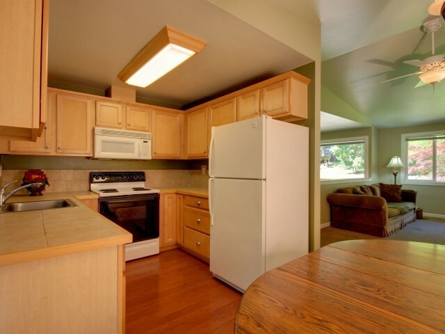 Property Photo:  21225 NE 10th Place  WA 98074 