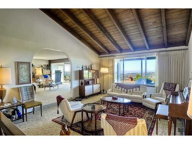 Property Photo:  2462 Unicornio St  CA 92009 