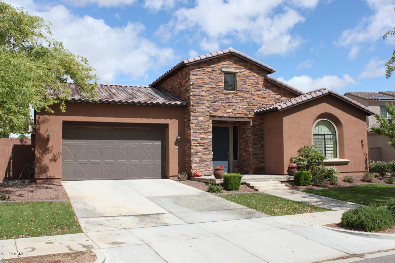 Property Photo:  20822 W Eastview Way  AZ 85396 