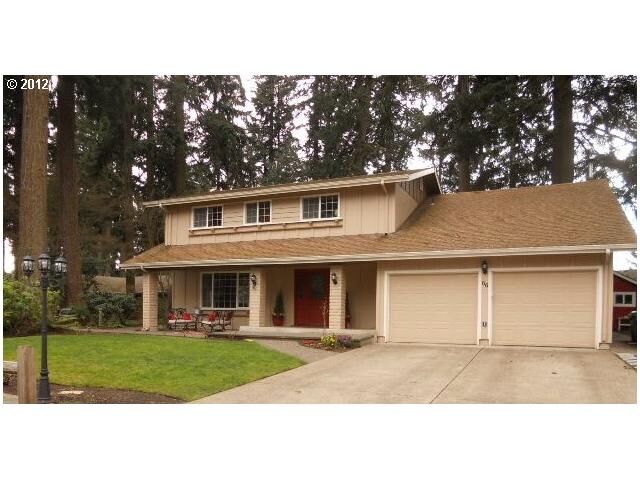Property Photo:  66 Carthage Ave  OR 97404 
