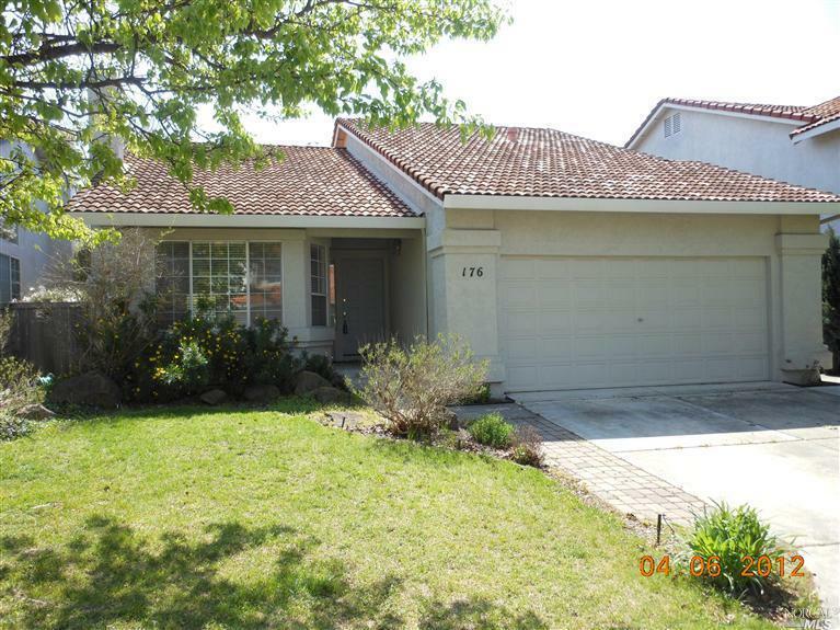 Property Photo:  176 Cordoba Way  CA 95492 