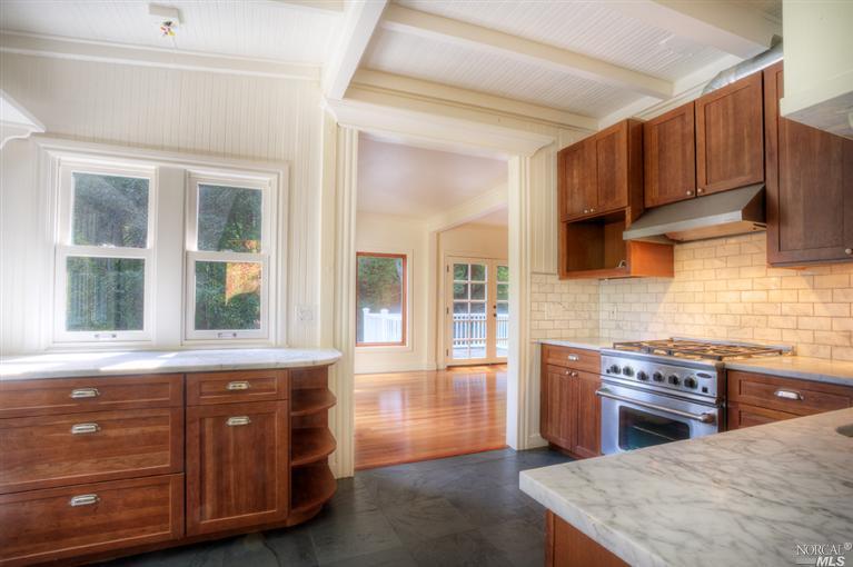 Property Photo:  20 Cascade Way  CA 94941 
