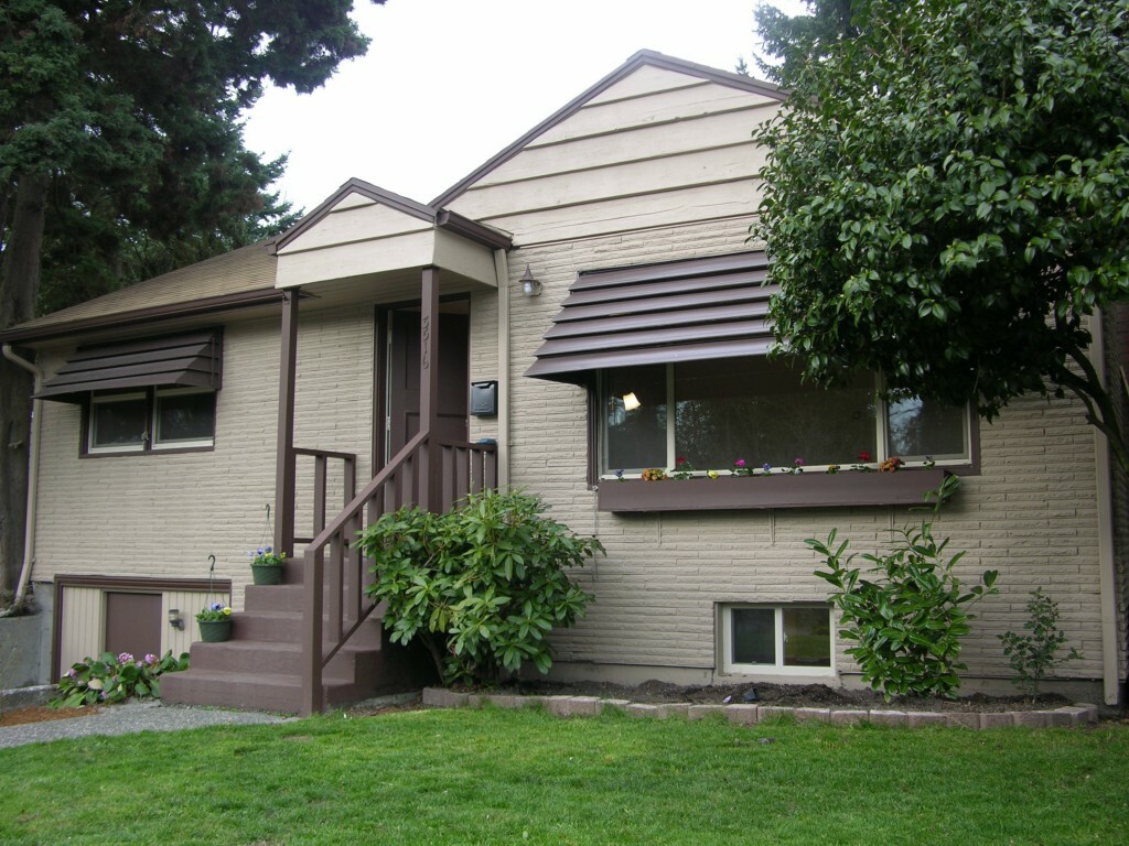 Property Photo:  3516 NE 93rd St  WA 98115 