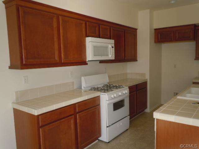 Property Photo: 25971 Calle Ensenada CA 92551