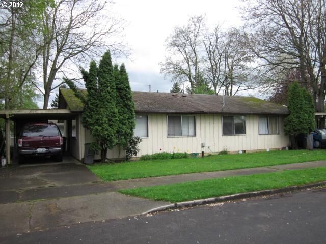 Property Photo:  2707 E 27th St  WA 98661 