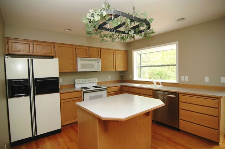 Property Photo:  1181  Forster Boulevard SW  WA 98045 