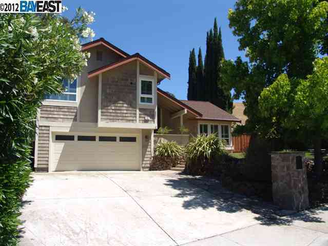 233 Briar Drive  Martinez CA 94553 photo