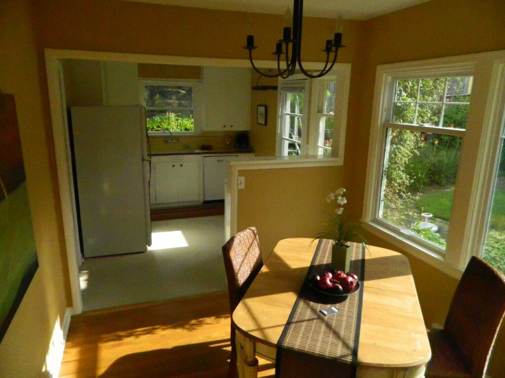 Property Photo:  1540 32nd Ave S  WA 98144 