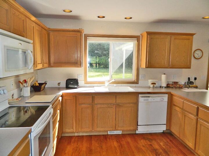 Property Photo:  10427  168th Avenue NE  WA 98252 