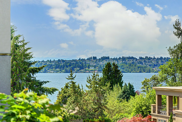 Property Photo: 10133 NE 62nd St WA 98033