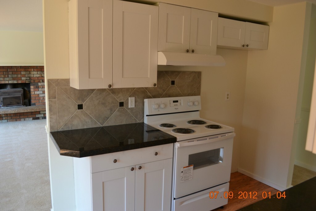 Property Photo:  520 107th Place SW  WA 98204 