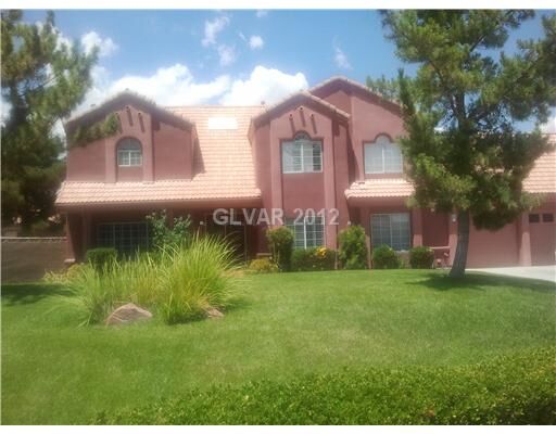 Property Photo: 2925 Mondavi Ct NV 89117