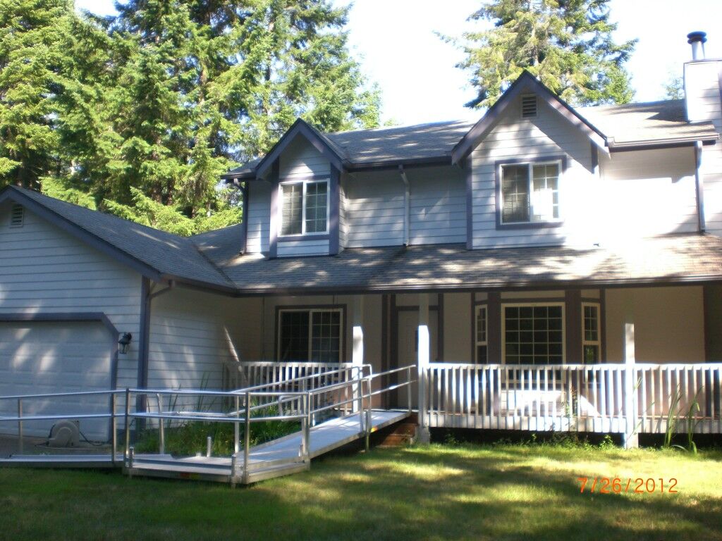 Property Photo:  15125 131st Avenue Ct  WA 98329 