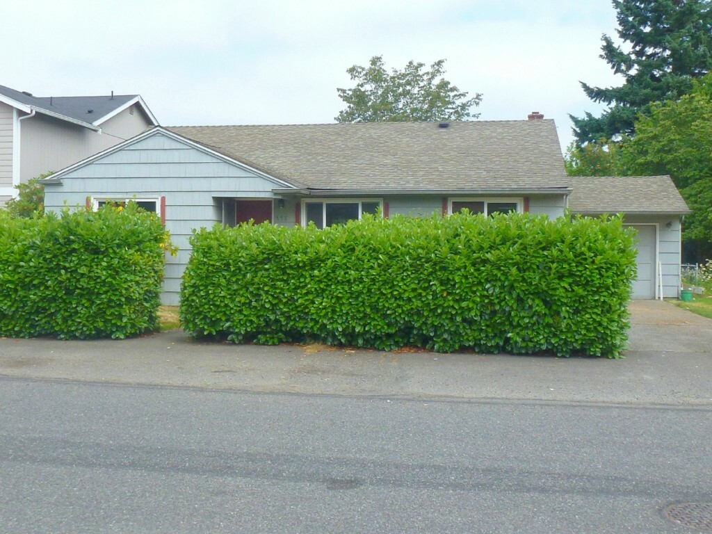 Property Photo:  771 115th St S  WA 98444 