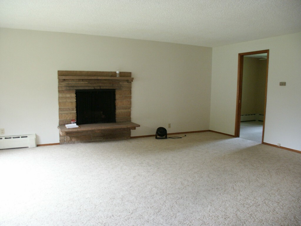 Property Photo:  5117 188th St SW  WA 98036 