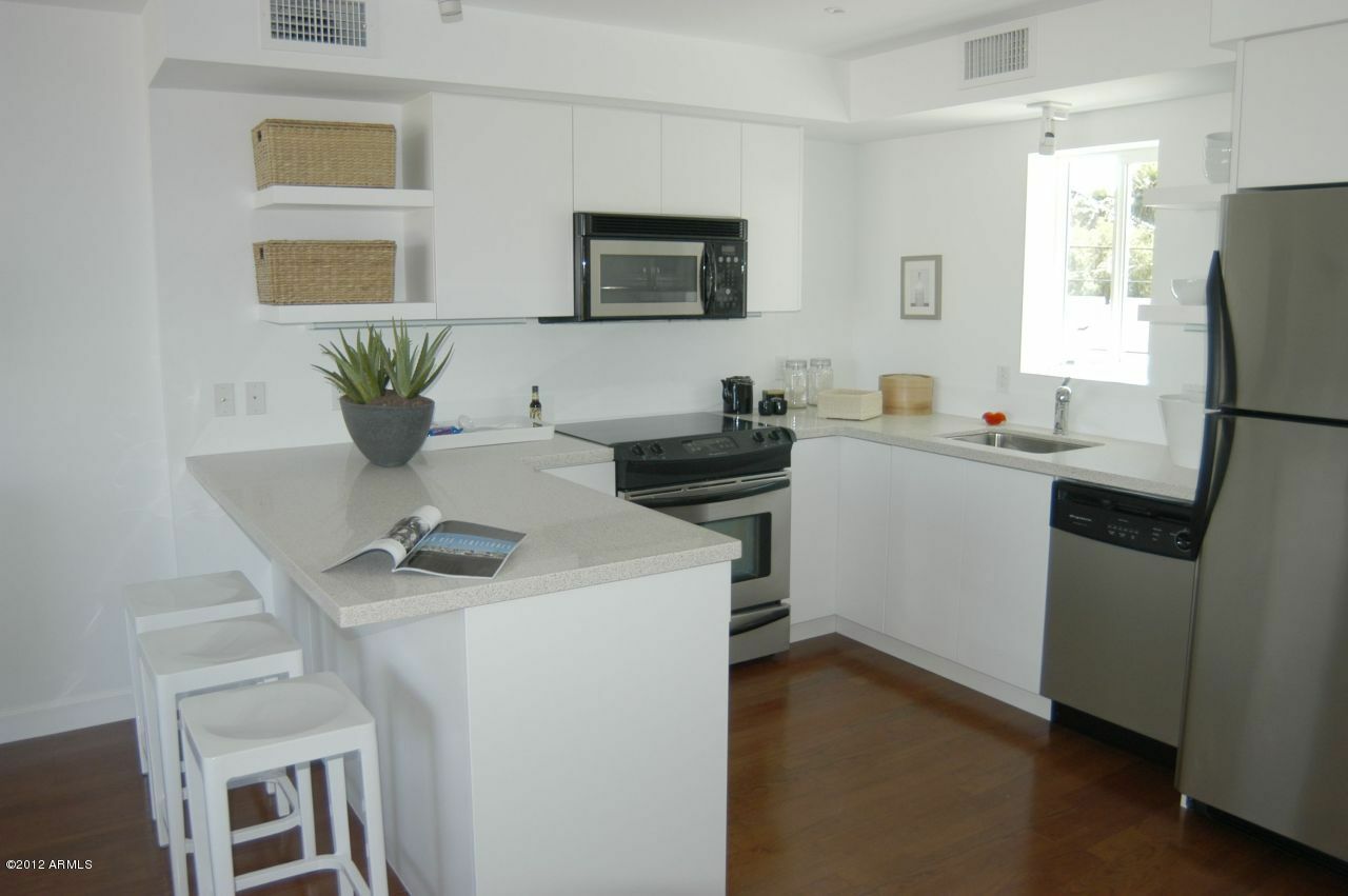 Property Photo:  7601 E 2nd Street 30  AZ 85251 