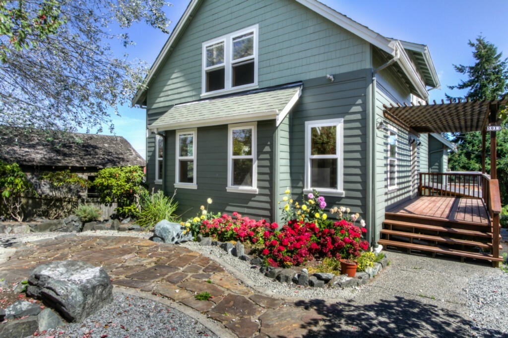 Property Photo:  5011 N Highland St  WA 98407 