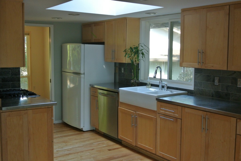 Property Photo: 7230 87th Ave SE WA 98040