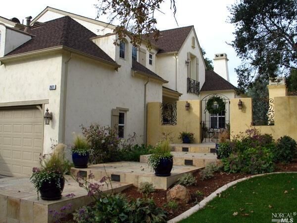 Property Photo: 2021 Park Vista Court CA 95405