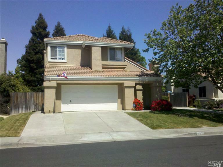 Property Photo: 707 Antrim Lane CA 95688