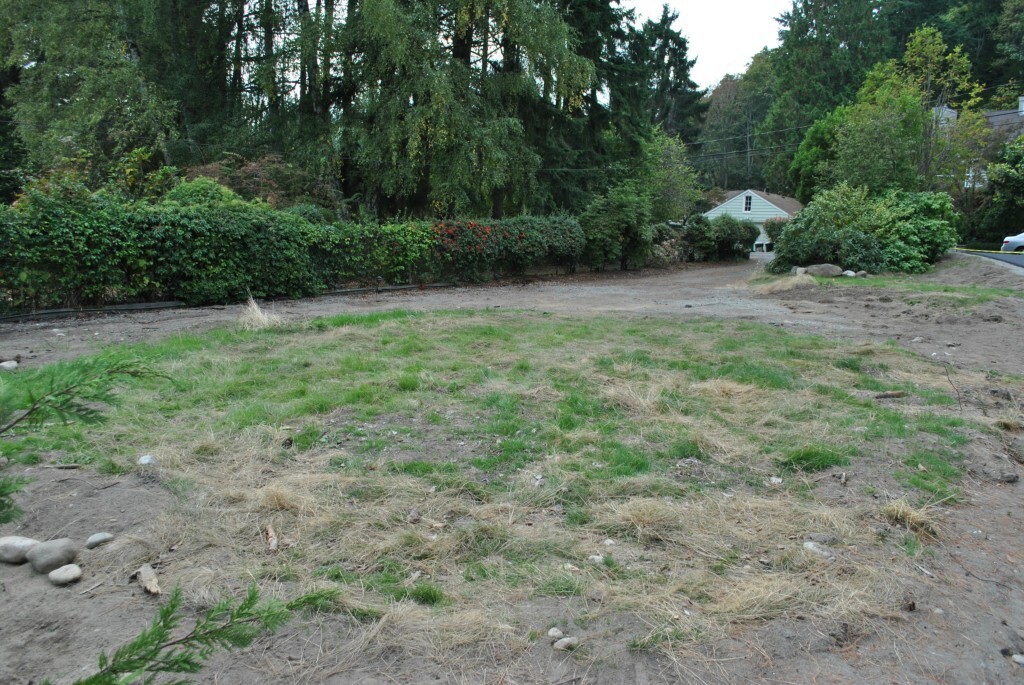 Property Photo:  13216B 42nd Ave NE  WA 98125 