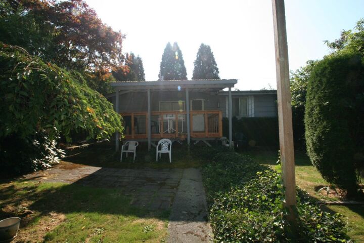 Property Photo: 420 6th Avenue S WA 98033