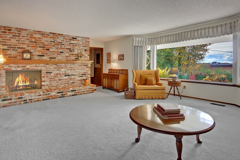 Property Photo: 11301 2nd Ave NW WA 98177