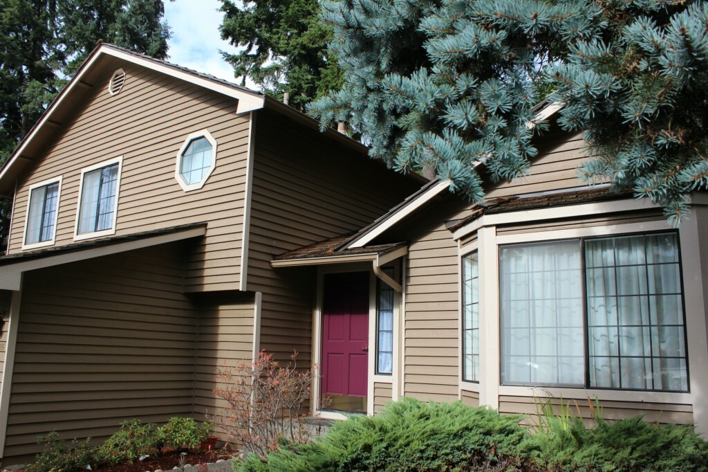 Property Photo:  13326 SE 77th Ct  WA 98059 