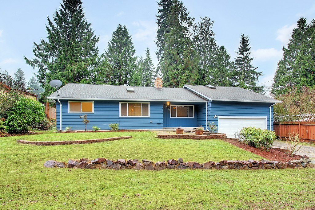 Property Photo:  6473 NE 154th St  WA 98028 