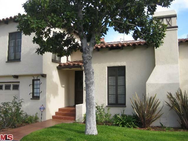 Property Photo:  1650 S Crest Dr  CA 90035 