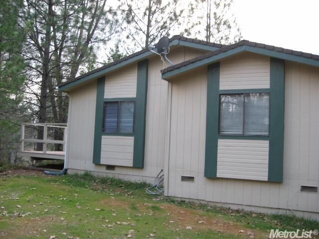 Property Photo: 1501 Ponderosa Way CA 95713