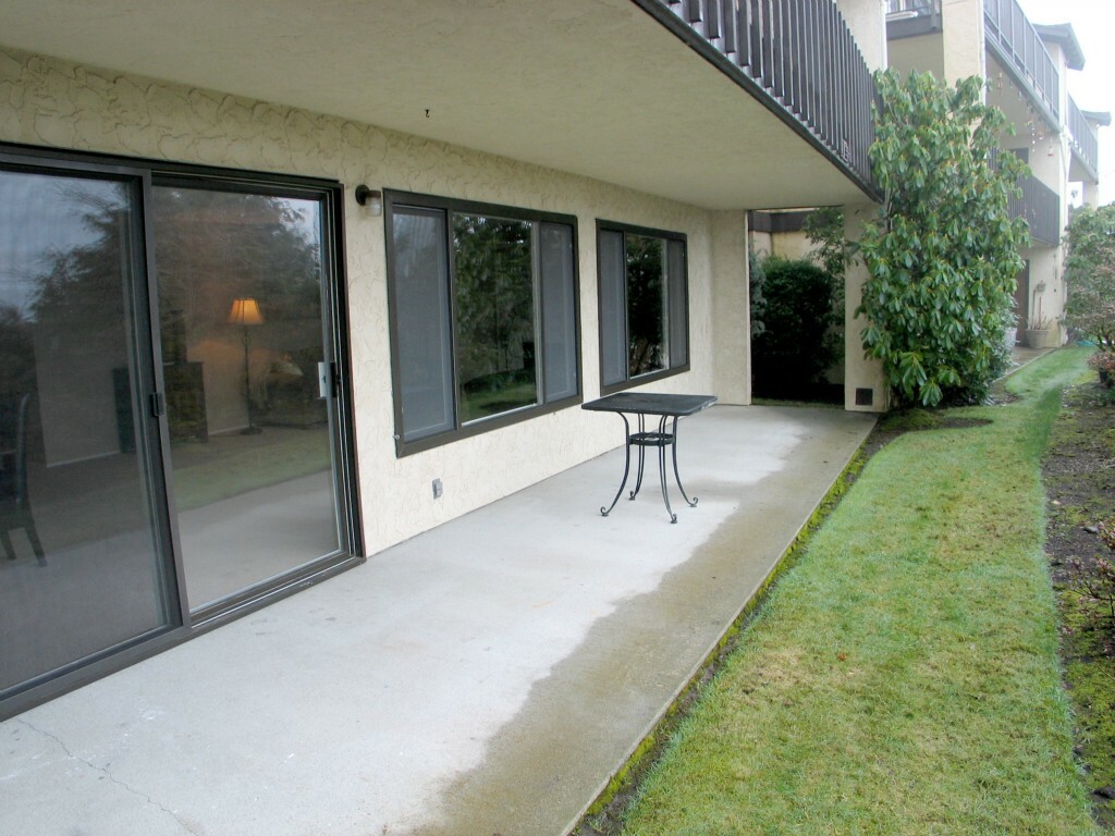 Property Photo:  17918 23rd Lane NE 101  WA 98155 