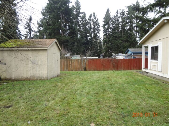 Property Photo: 19010 82nd Ave E WA 98375