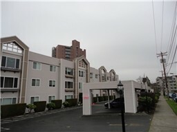 Property Photo: 25 N Broadway 304 WA 98403