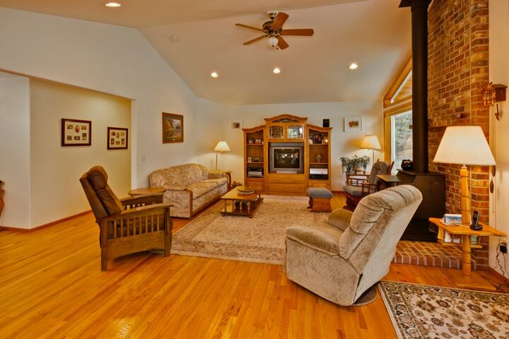 Property Photo: 5647 Knight Rd WA 98226