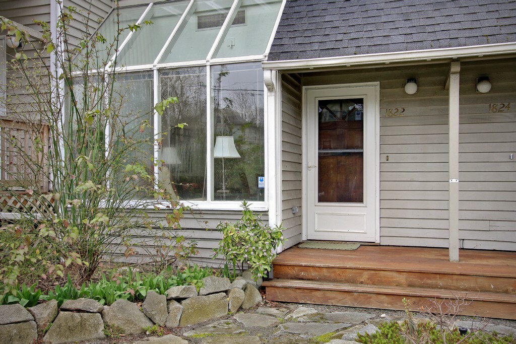 Property Photo:  1822 E Jefferson St E  WA 98122 