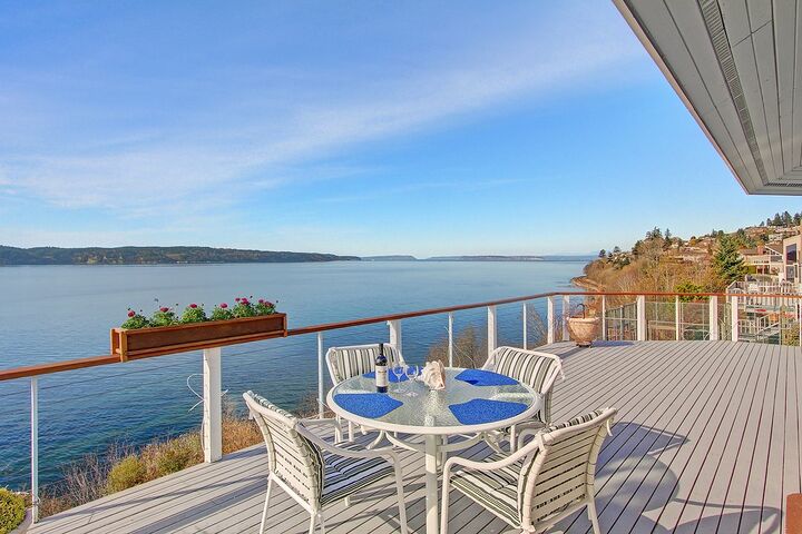 Property Photo:  10130 Marine View Dr  WA 98275 