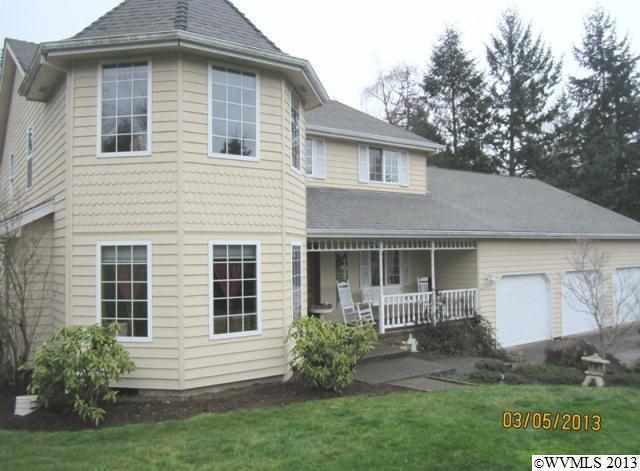 Property Photo:  2305  Eola Dr NW  OR 97304 