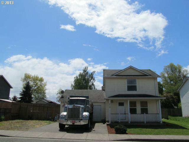 Property Photo: 415 E Washington St OR 97111